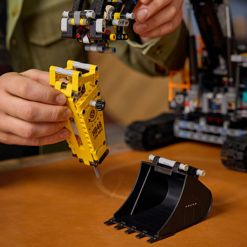 Interchangeable tools