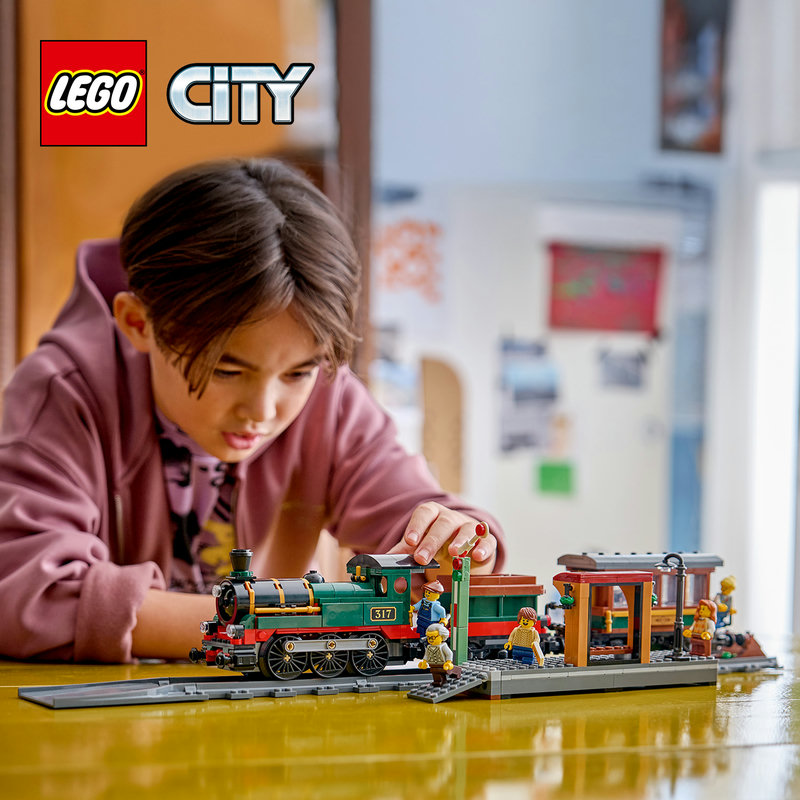 Iconic LEGO® City steam train
