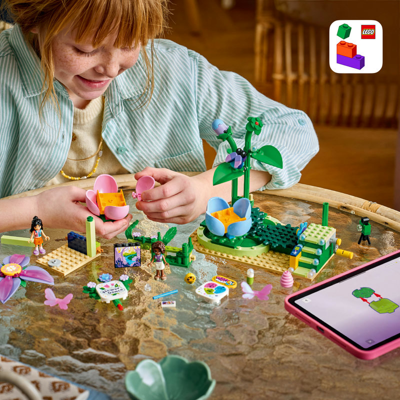 Includes interactive 3D building instructions
