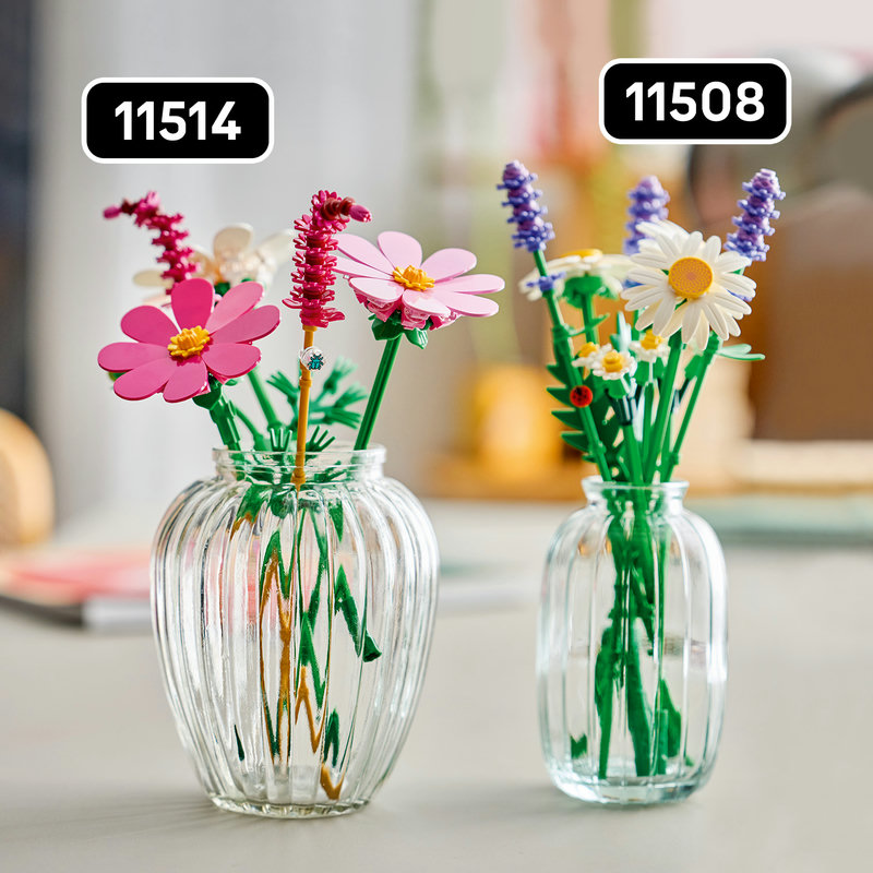 Beautiful gifts for flower lovers