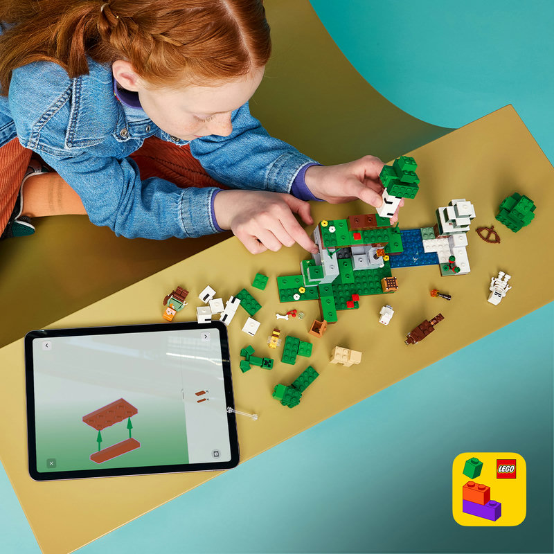 Includes interactive 3D building instructions