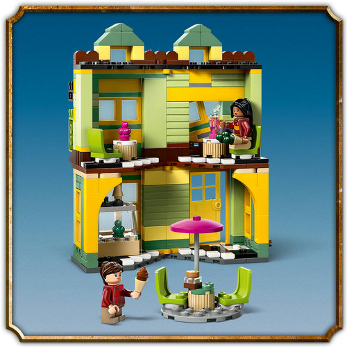 Ice cream parlour