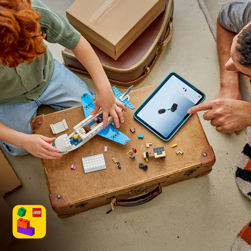 Enter a digital world of building