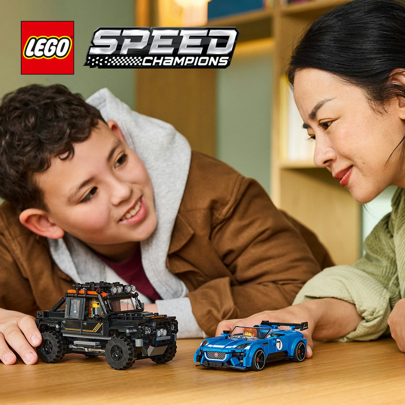 LEGO® building set with 2 British car toys