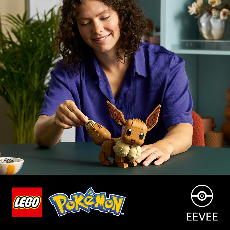 Iconic Pokémon display model