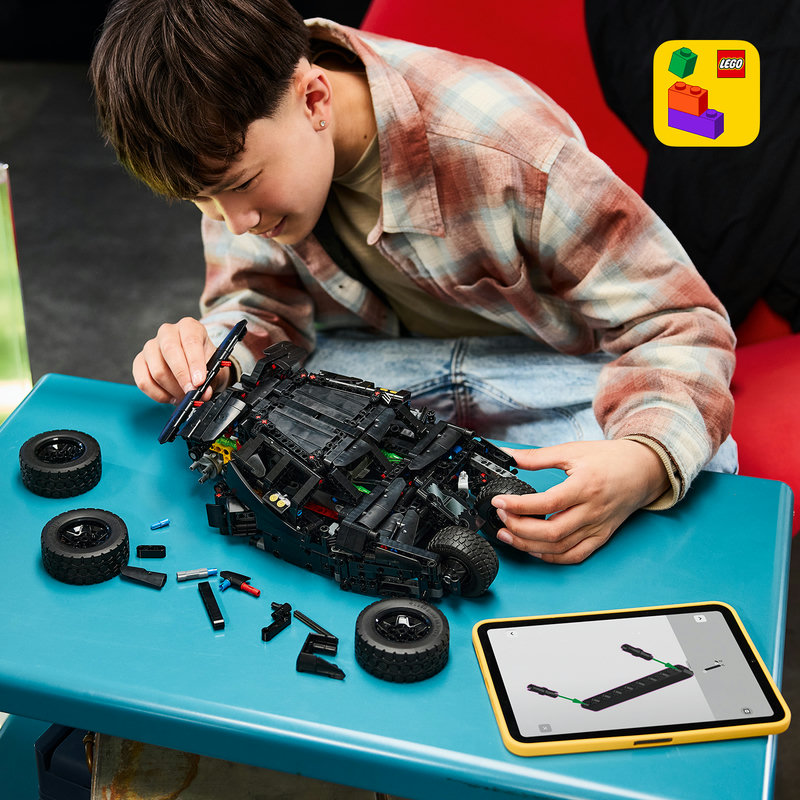 Includes interactive 3D building instructions