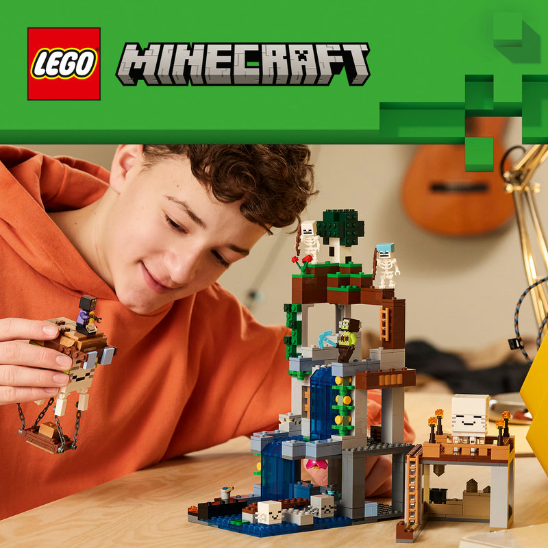 High-flying fun with the Minecraft® ghasts