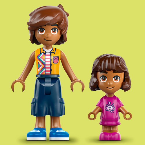 2 LEGO® Friends characters