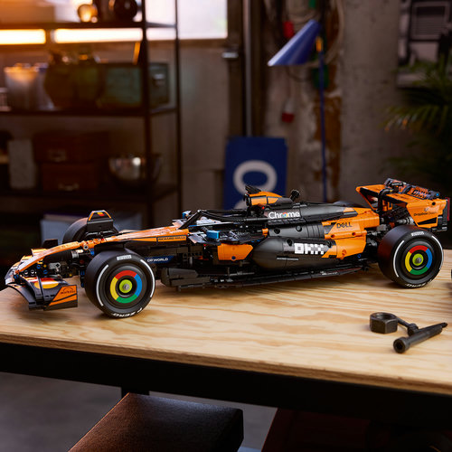 Model v&nbsp;měřítku 1:8