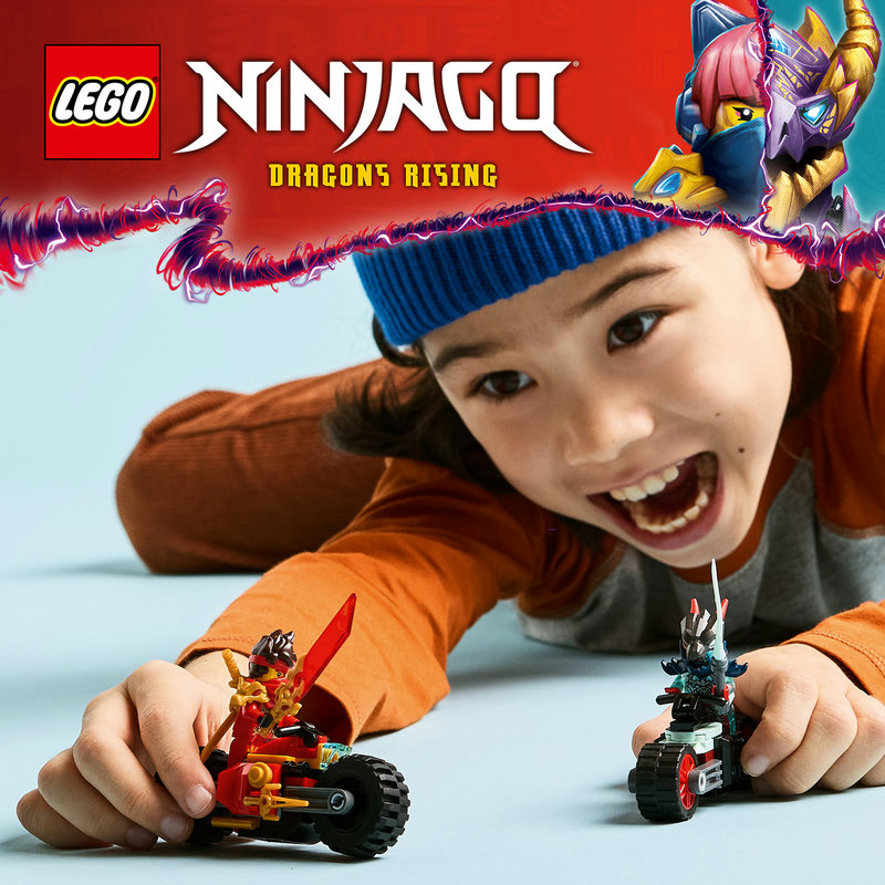 ערכה מסדרת LEGO ®NINJAGO® וערכות שנייה של אופנועים