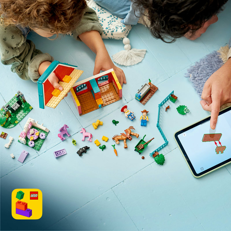 Includes interactive 3D building instructions