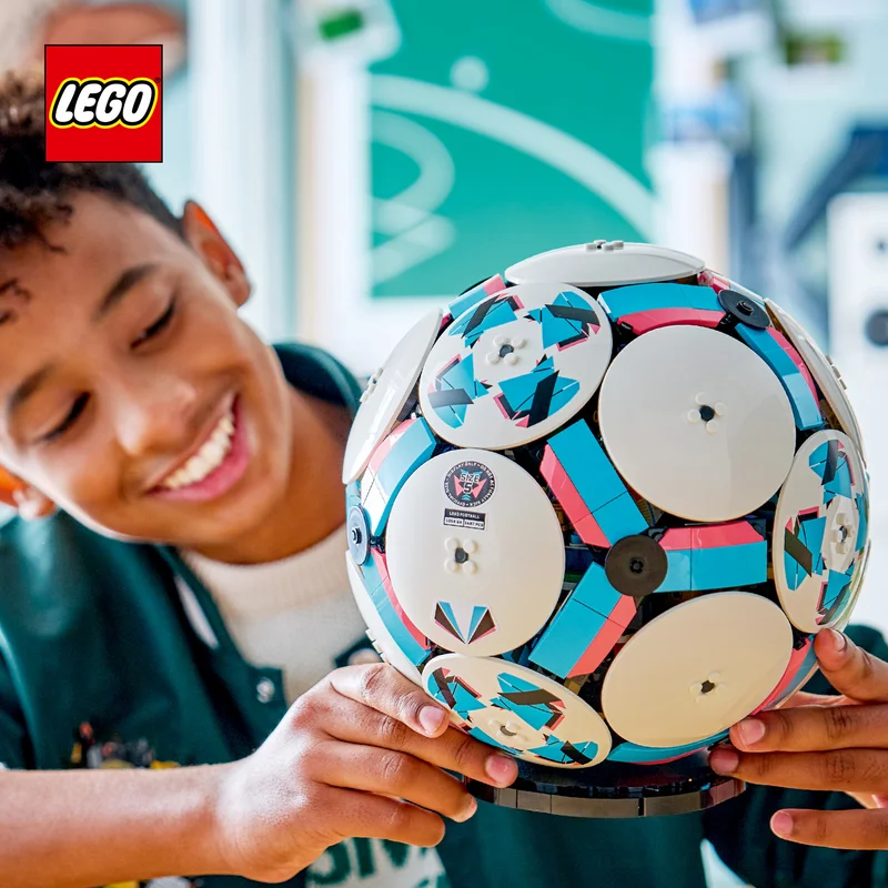 Úžasná fotbalová stavebnice LEGO® Editions