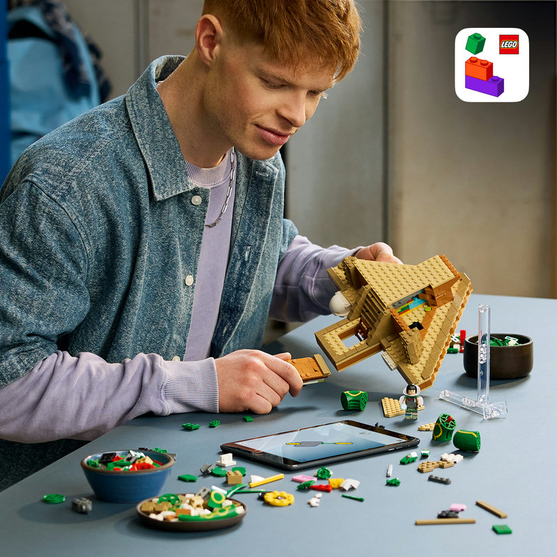 Includes interactive 3D building instructions