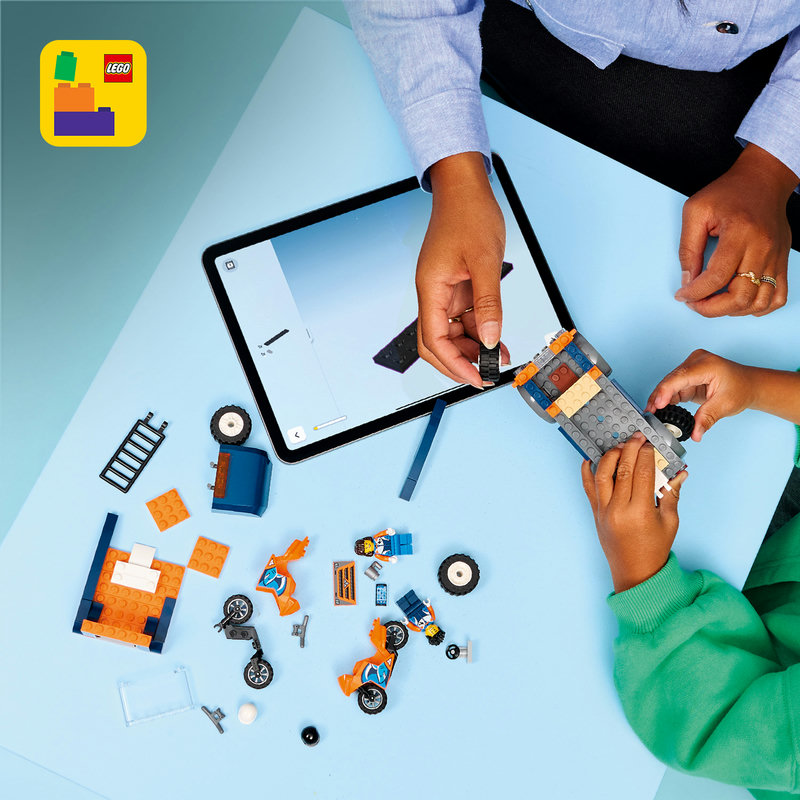Enter a digital world of building