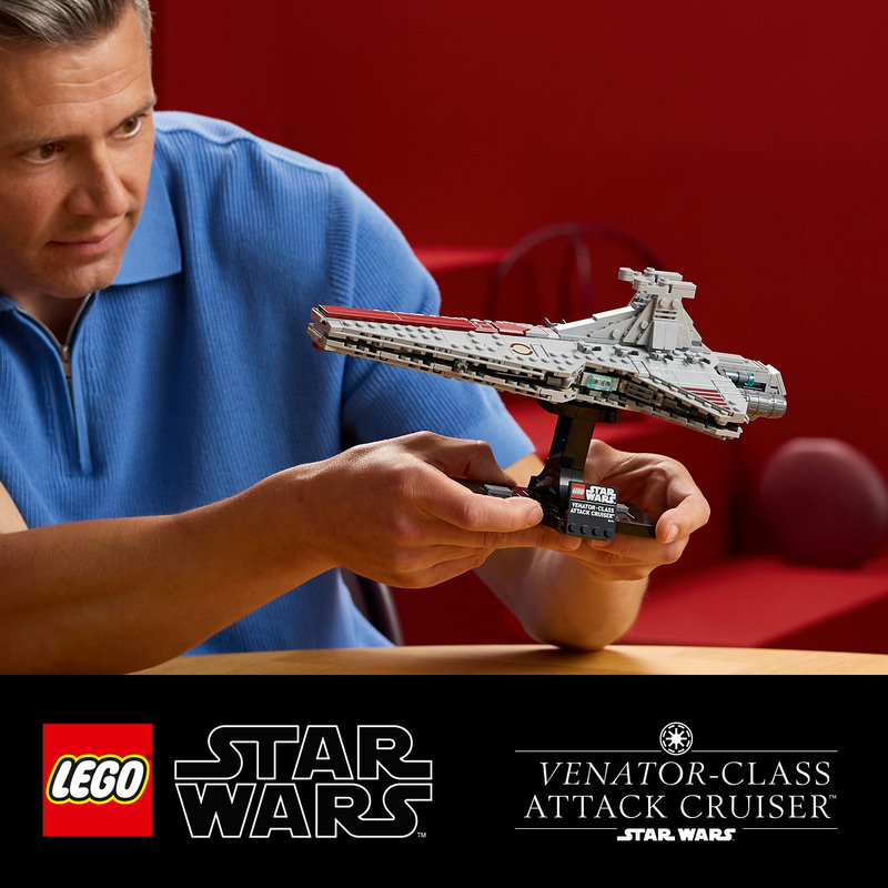 Impressive Star Wars™ building set for adults