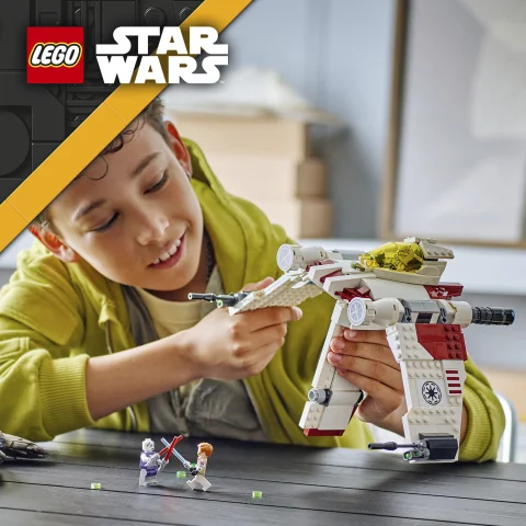 Egy Star Wars™ csillaghajó a fantasy csatákhoz