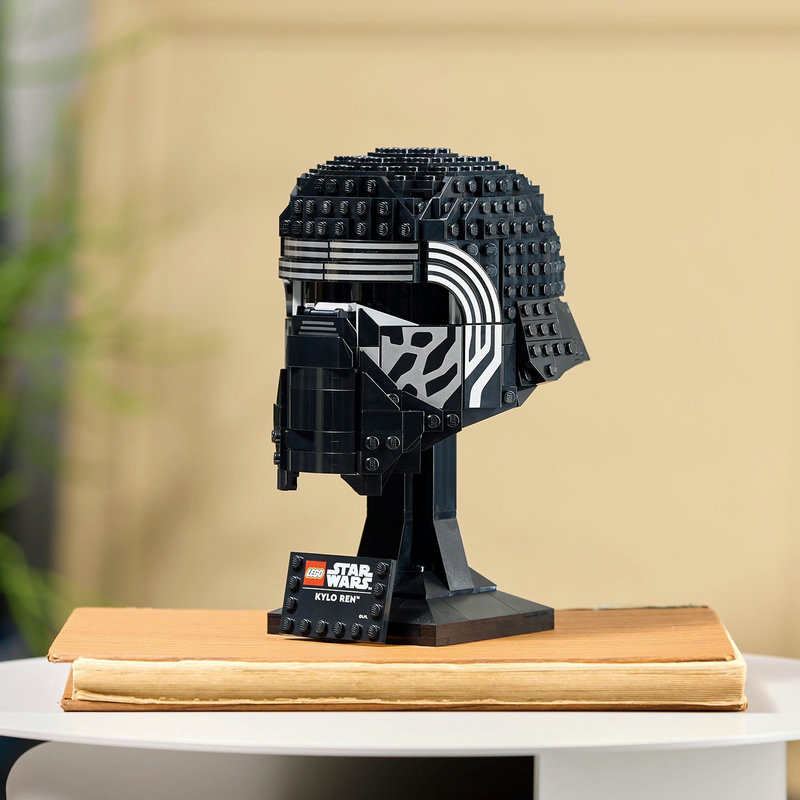 Tisztelegj Kylo Ren előtt!