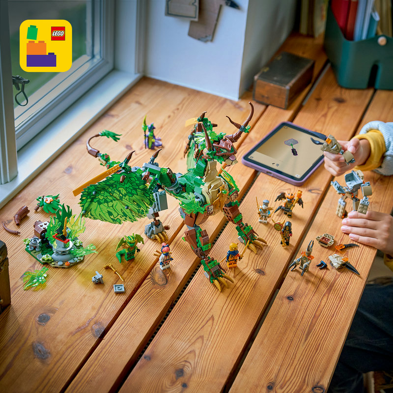 Включва интерактивни 3D инструкции за конструиране