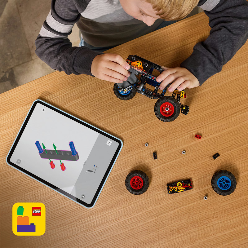 Includes interactive 3D building instructions