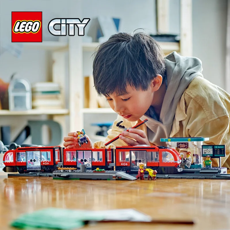 LEGO® City játékkészlet villamossal