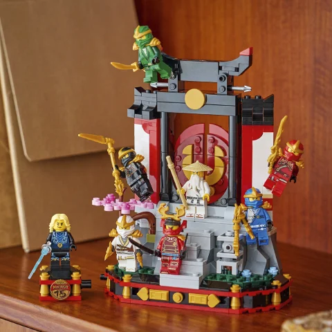 Mókás ajándék a NINJAGO® rajongóinak
