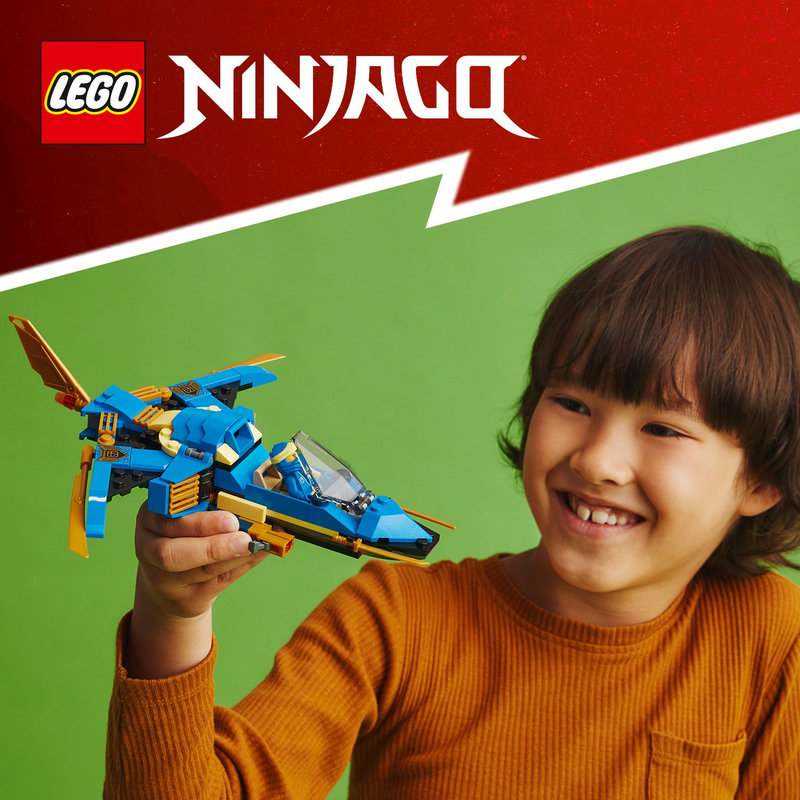 Reach for the sky with this ninja plane playset