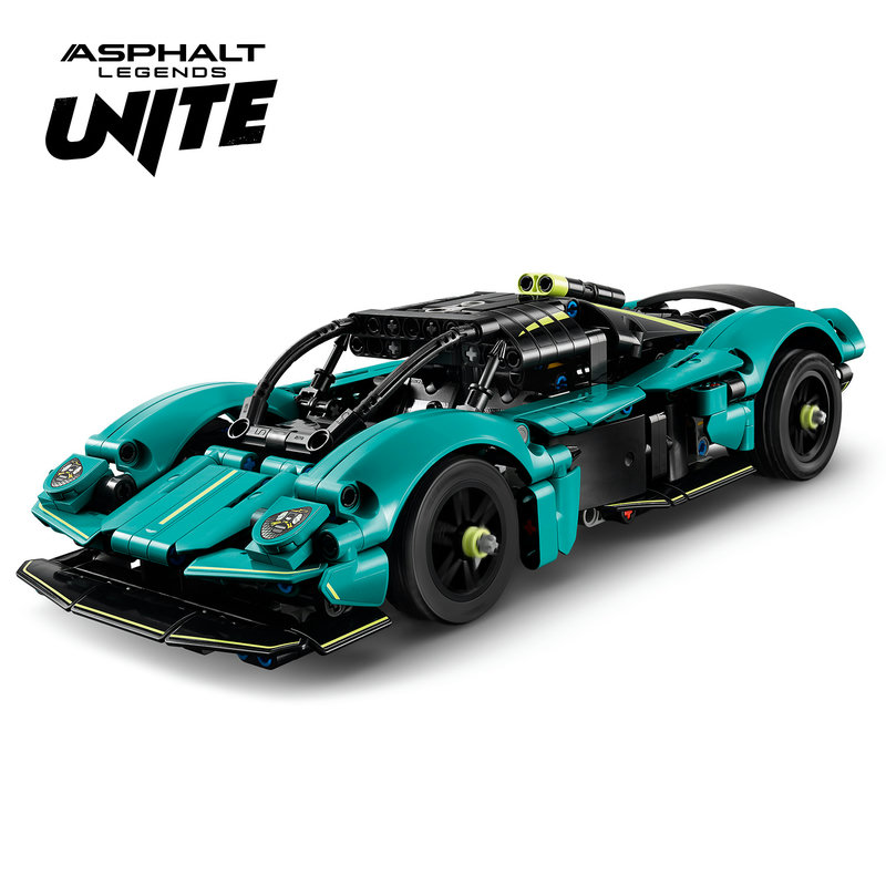 LEGO 42208 Aston Martin Valkyrie Frontansicht