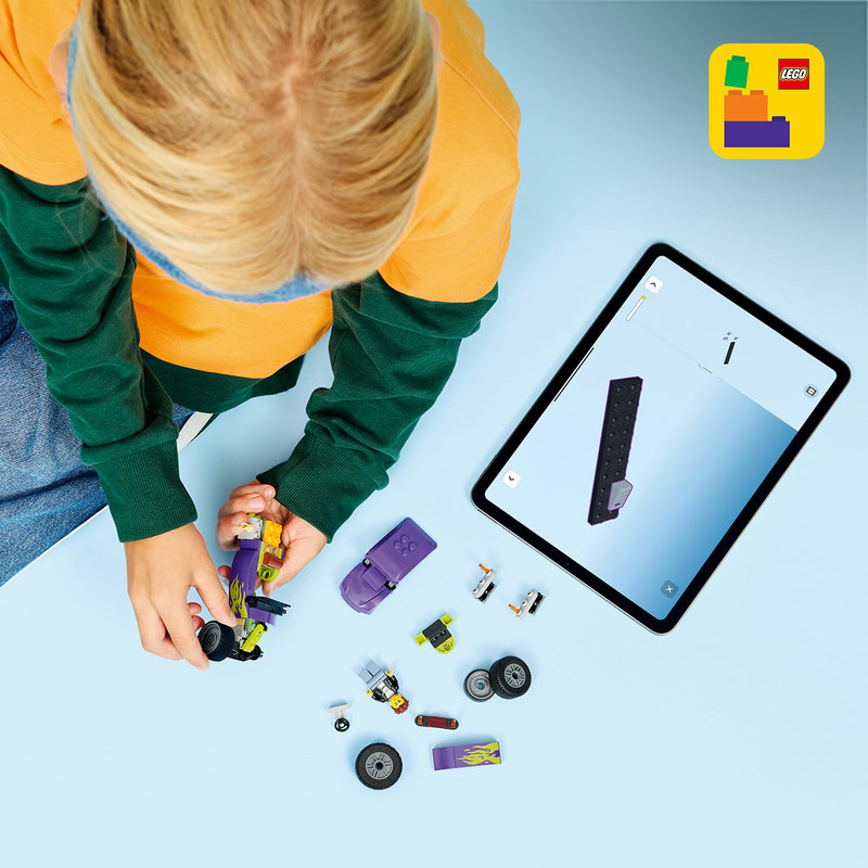 Enter a digital world of building