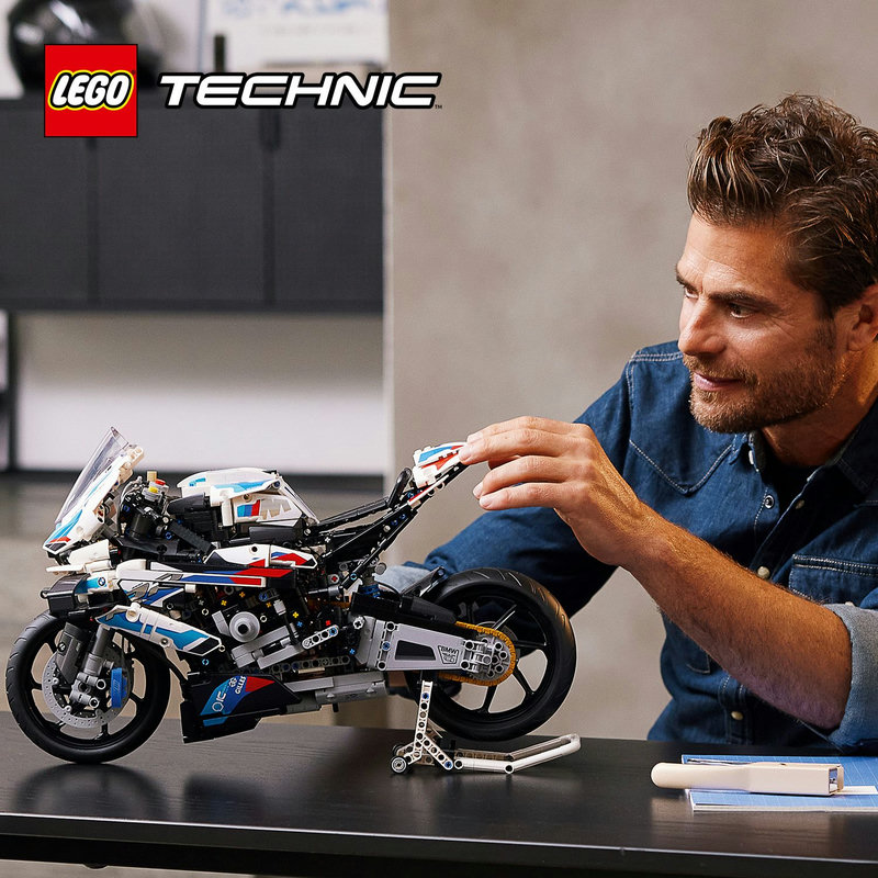 LEGO 42130 Technic BMW M 1000 RR, Konstruktionsspielzeug