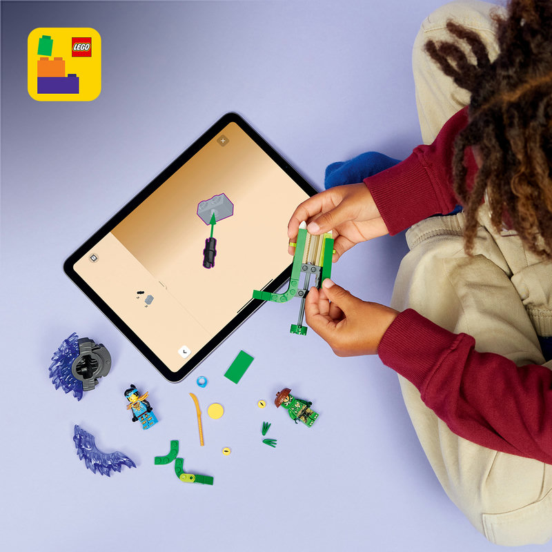 Включва интерактивни 3D инструкции за конструиране