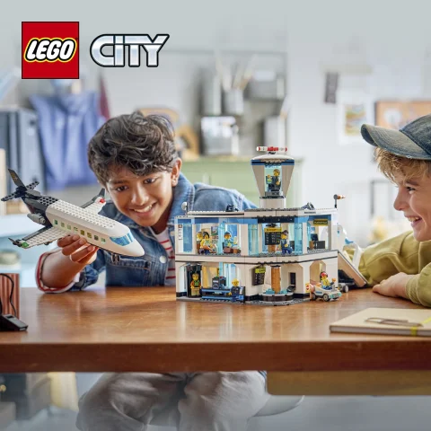 Toy airport playset