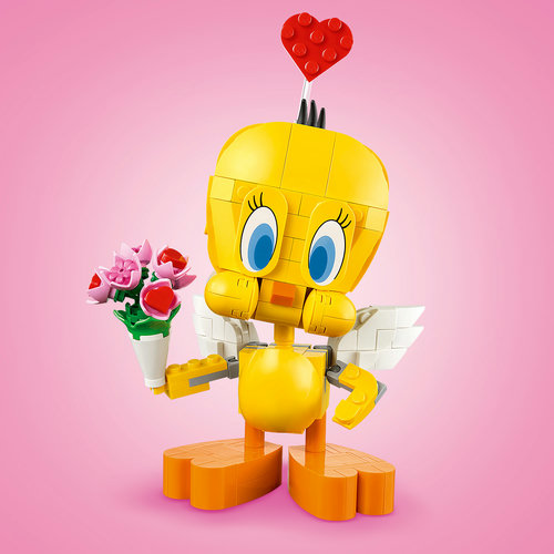 Csőrike virágokkal