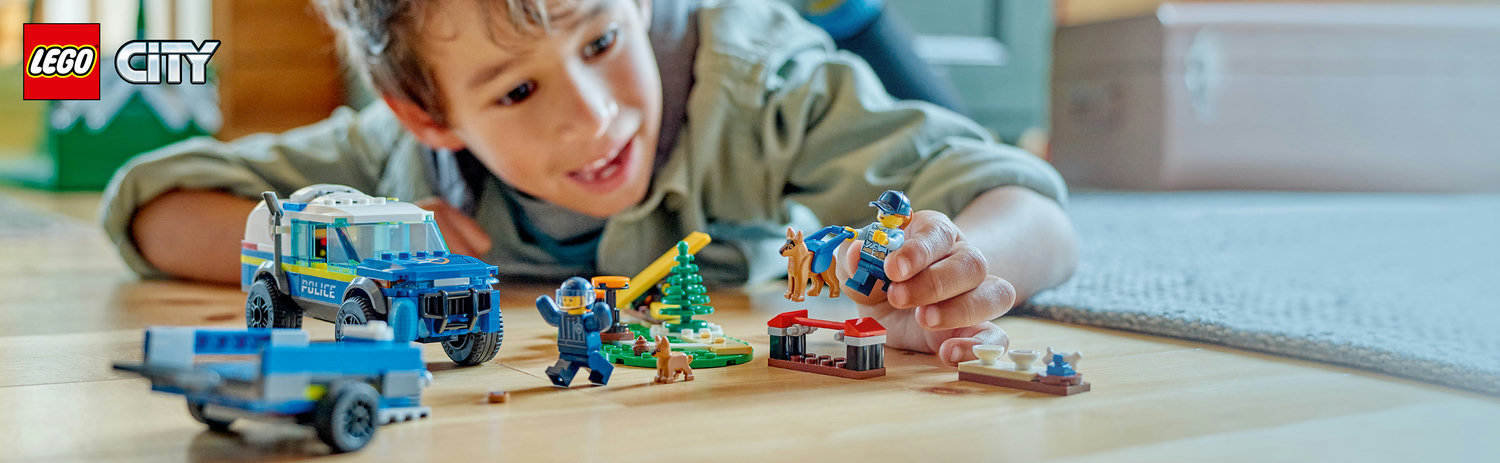 LEGO 60369 Mobiles Polizeihunde-Training komplettes Set mit SUV, Anhänger und Parcours