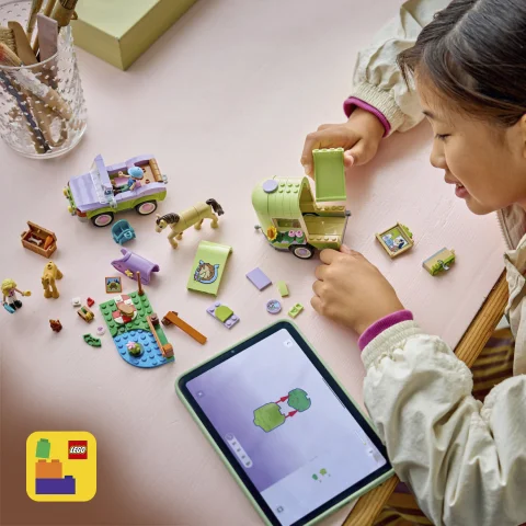 Includes interactive 3D building instructions