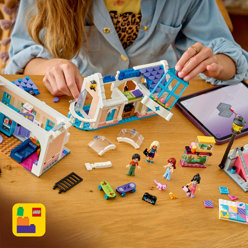 Включва интерактивни 3D инструкции за конструиране