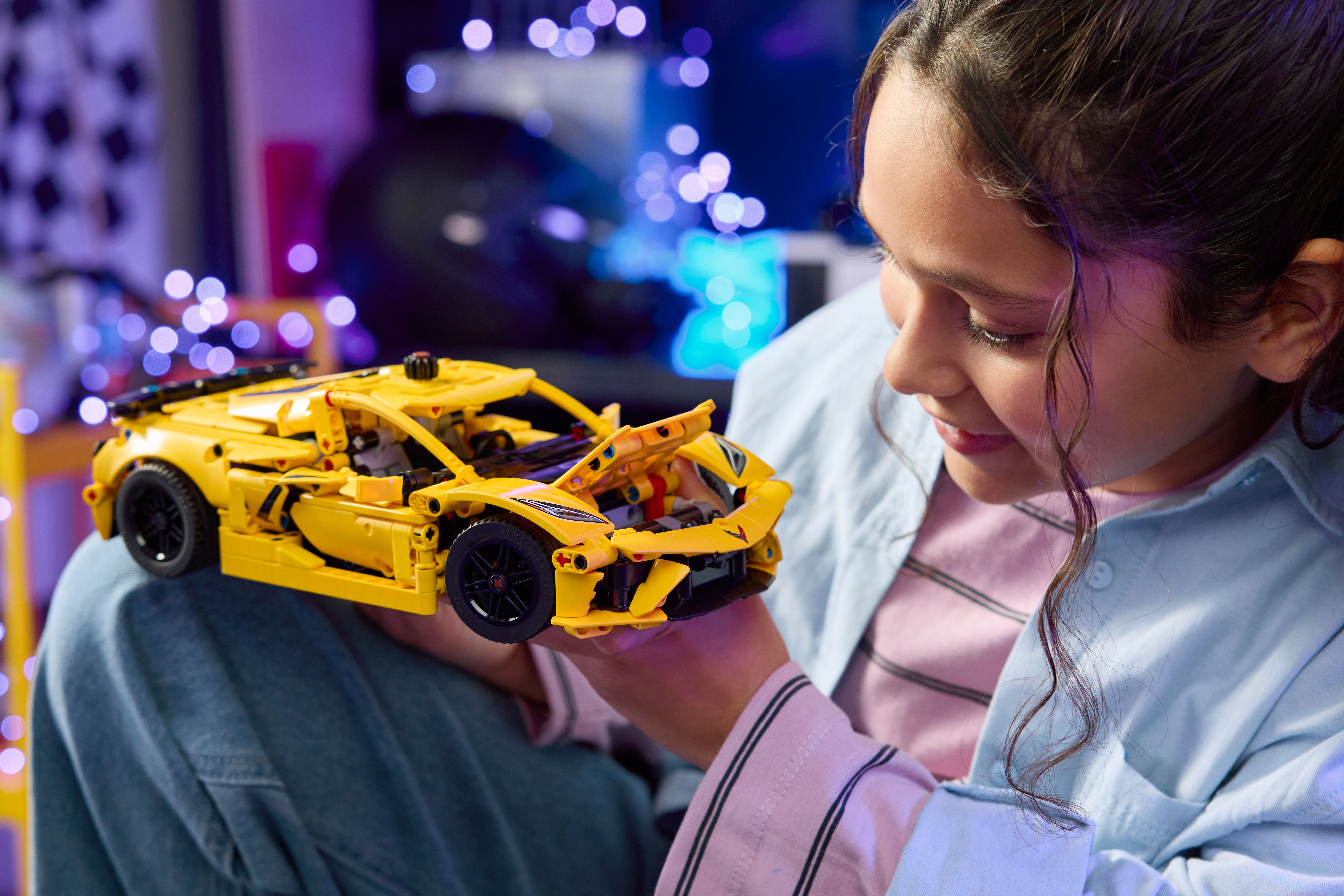 Лего Технік машина Chevrolet Корвет Стінгрей Lego Technic 42205