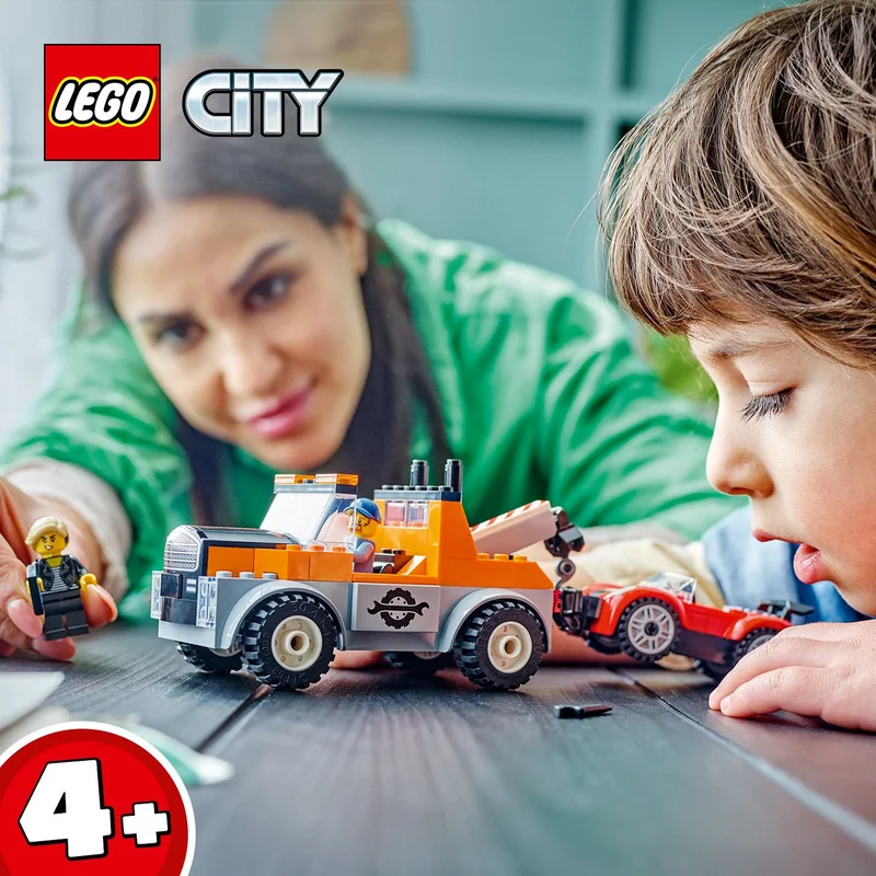 Komplet LEGO® City s vučnim vozilom za dob 4+