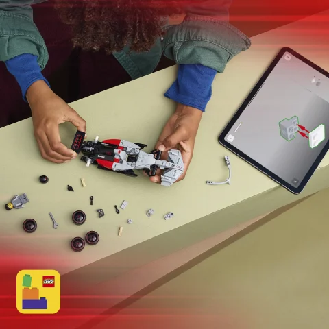 Includes interactive 3D building instructions