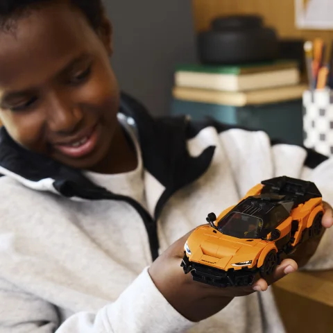 McLaren játék versenyautó