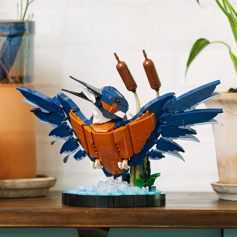 Figyelmes LEGO® ajándék a madarak szerelmeseinek