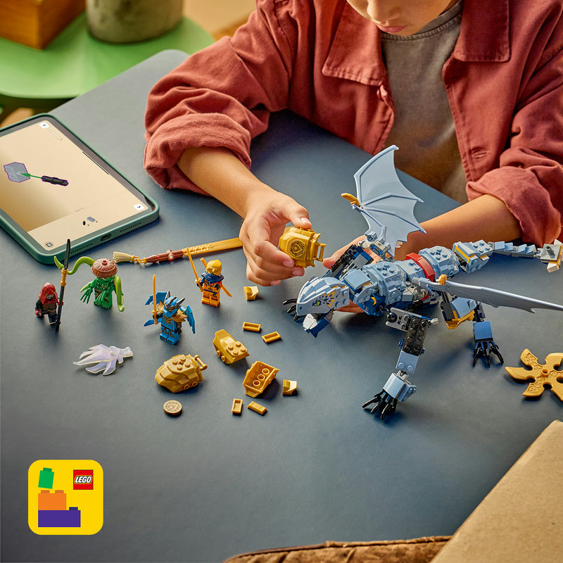 Включва интерактивни 3D инструкции за конструиране