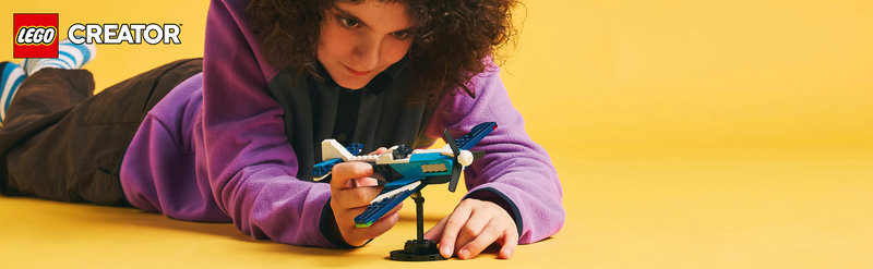 LEGO-Set 31160 Rennflugzeug Produktbild in Rot und Weiß mit drehbarem Propeller