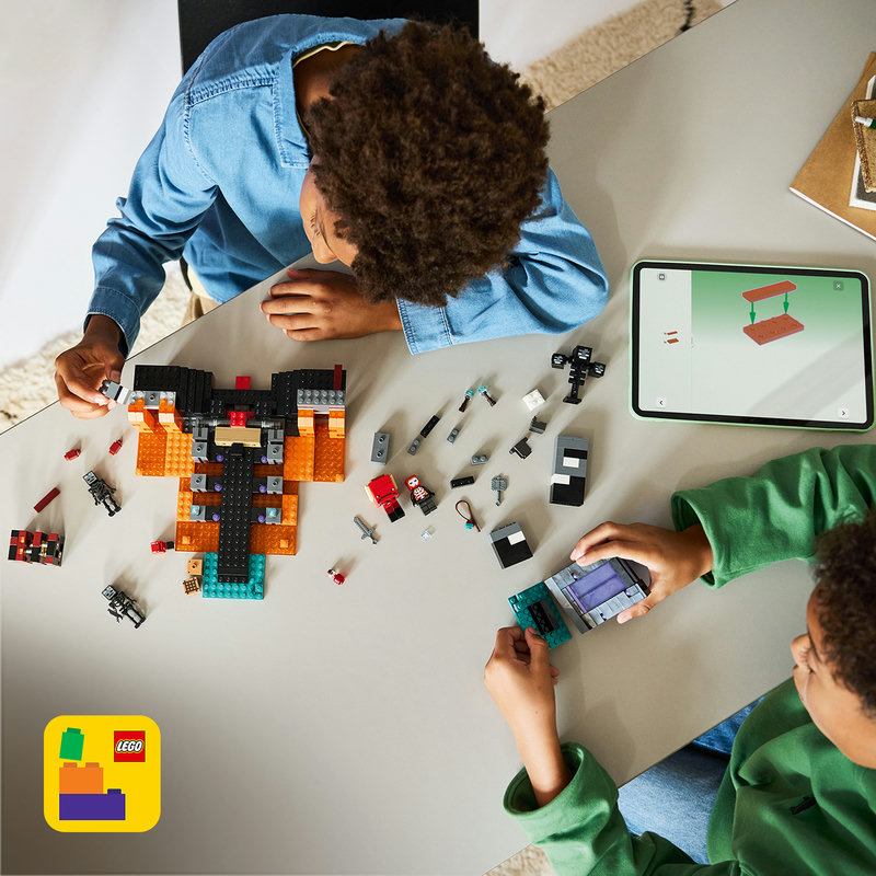 Конструирайте заедно с приятели и семейството