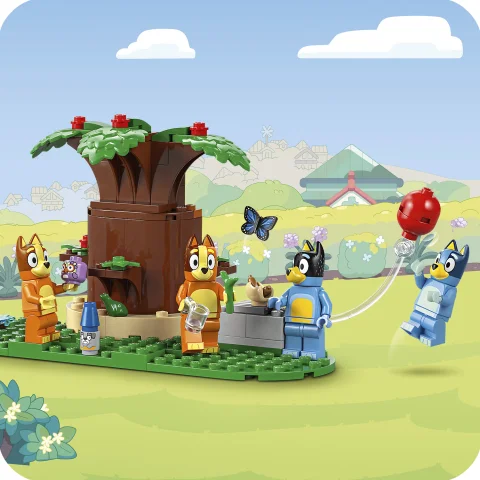 Mókával teli hátsó udvar