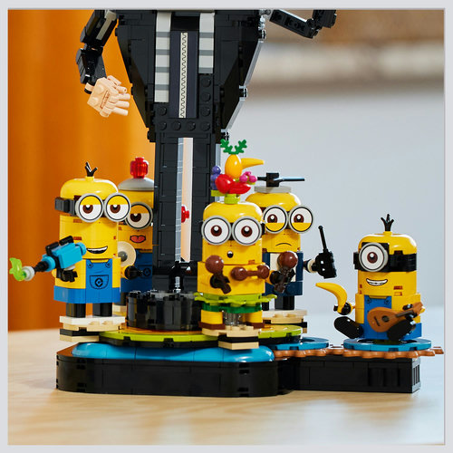 5 Minions met accessoires