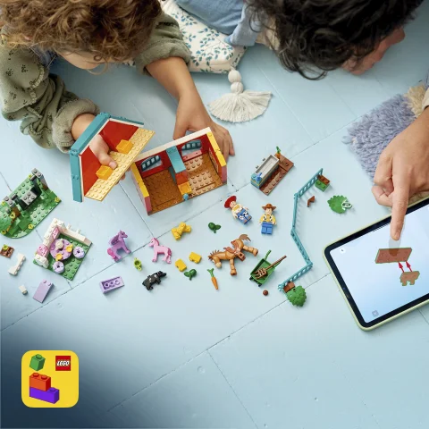 Interaktív, 3D-s építési útmutatóval