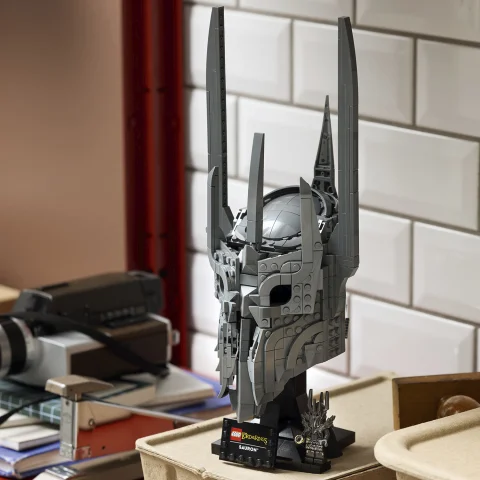 Designed for fans and collectors