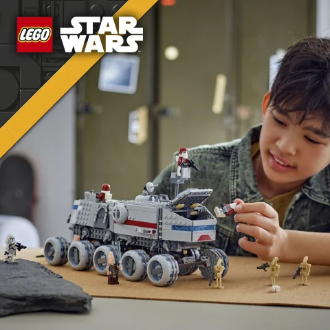 Egy hatalmas LEGO® Star Wars™ jármű gyerekeknek