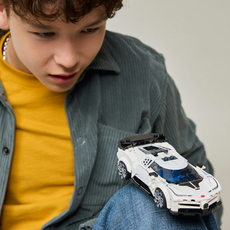 LEGO 77240 Bugatti Centodieci Frontansicht