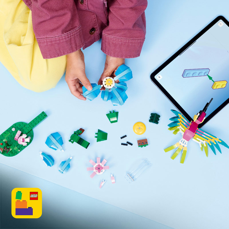 Includes interactive 3D building instructions